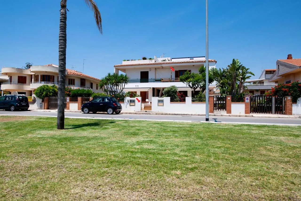 Delposto Marina Di Ragusa Dcv 0*,
